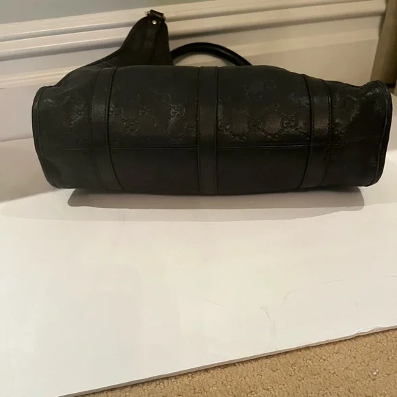 Gucci Guccisima Black Leather handbag Authentic Very good condition - Picture 2 of 6